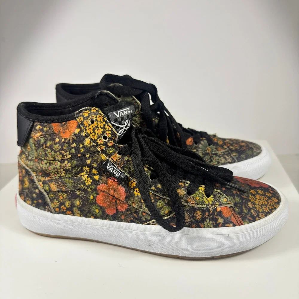 Vans The Lizzie Armanto Skate Shoes Womens Size 6 Floral High Top Sneakers